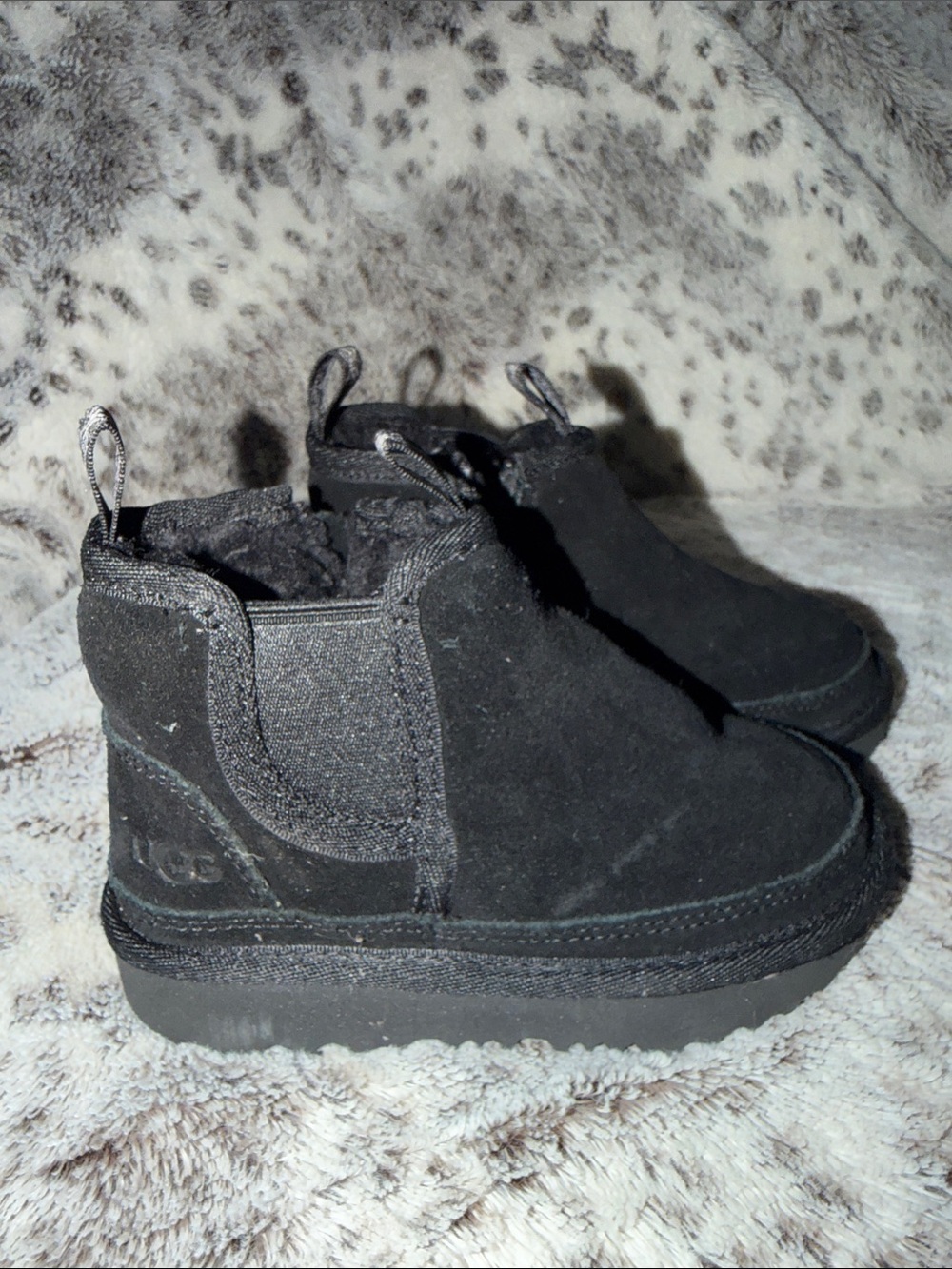 UGG Kids Black Chelsea Boot with Pull Tabs